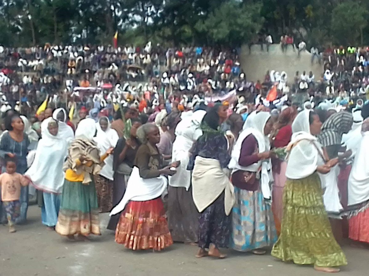 Haphtom's tweet image. Great to hear the Southern #Tigray is back under its former administration after public protests. Armed individuals have been moved to camps.
People’s Power! Other zones can learn much from this peaceful and effective movement.
Gen. Tadese should make PEACE a top priority.