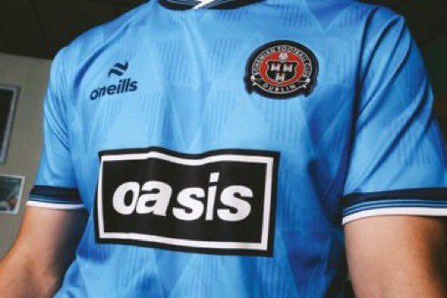 SupirPete2's tweet image. ada yg mau beli ini ga kalo ku jual 2,5 jt tiba di indo kisaran 15 agustus?
Bohemian FC x Oasis
@frdftw @Jerseyforum @fajarrusalem