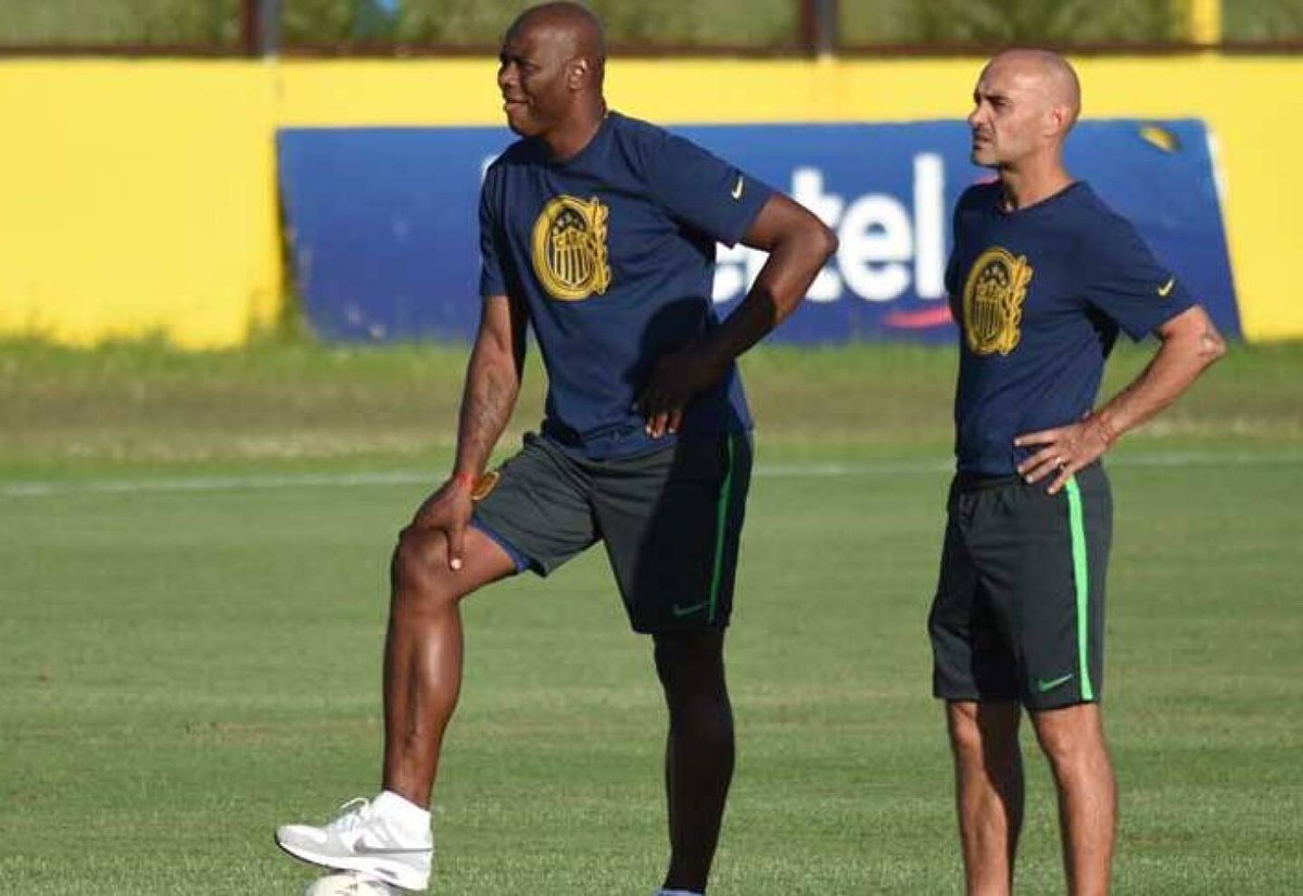 ¿Vuelven? Paolo Montero con chances de dirigir en Arabia. Richard "Chengue" Morales volvería a formar parte del cuerpo técnico. #uruguayos ⚽🇺🇾