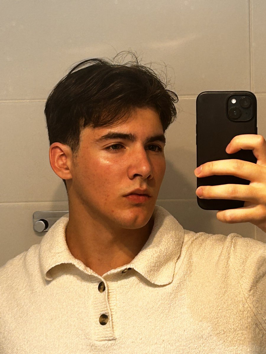 skipperatio's tweet image. Haven’t posted here in ages hi! new haircut