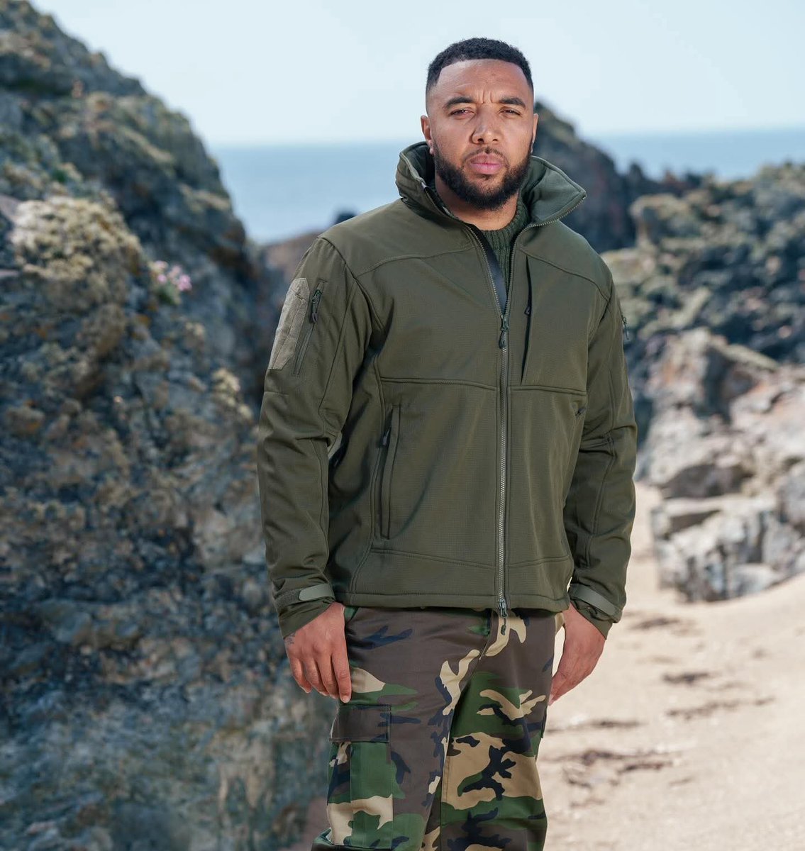Wearethehatters's tweet image. Incase you need cheering up on this lovely Friday.
🤣 Troy Deeney is really going on Celebrity SAS this year 😅 That may be worth a watch IMO 😅
#COYH #WATH