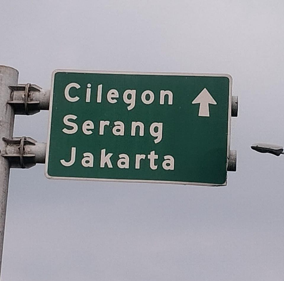 ::
Sementara aku di Jakarta masih terus bertahan.
Alhamdulillah segala kebutuhan logistik dan kebutuhan biologis masih aman terkendali.

*Waspada konflik intern dalam negeri. Mereka sudah main Serang aja, tidak cuma Pandeglang. 🤣🤣
*Have a nice weekend.
••