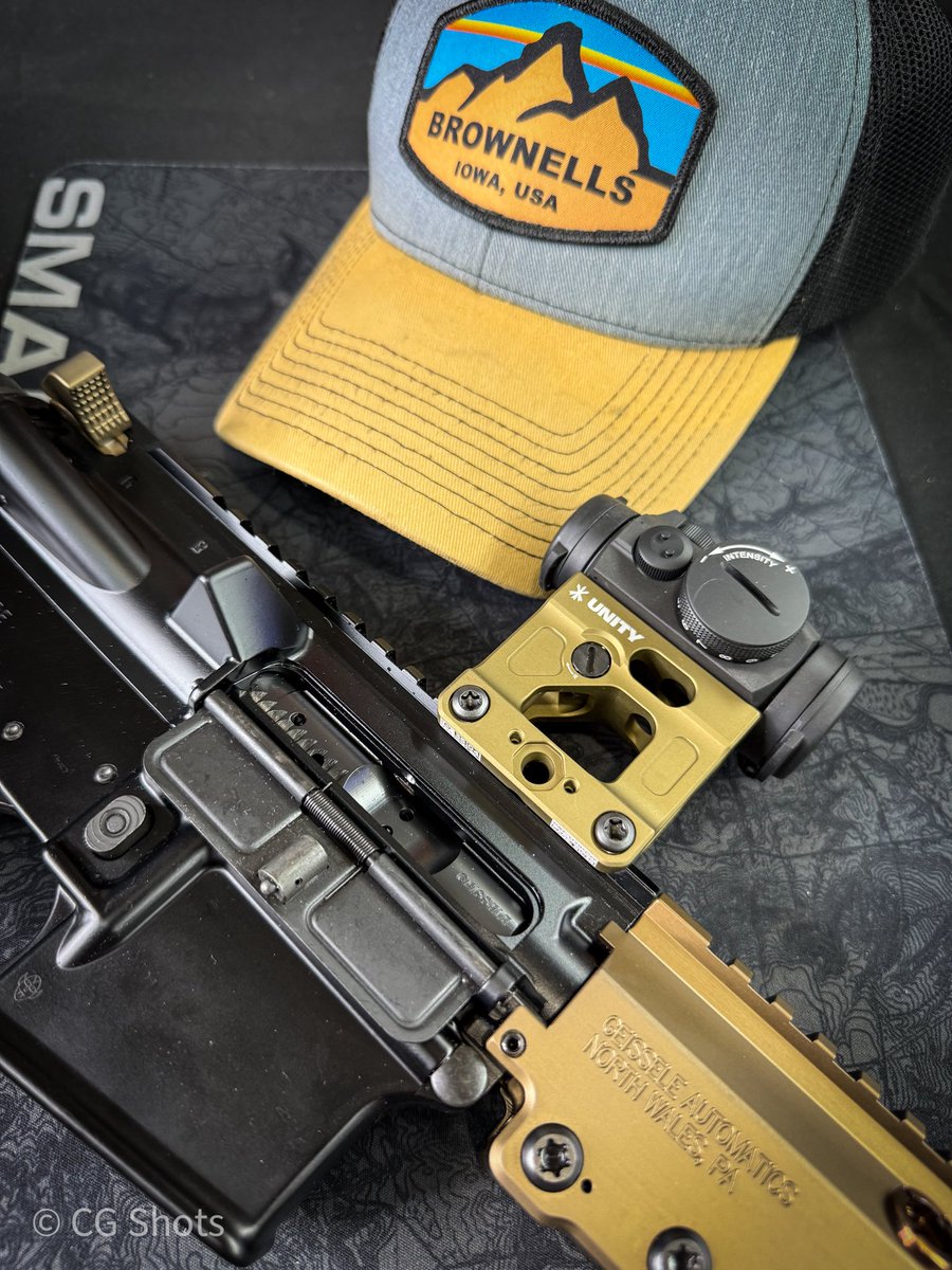 christian_grest's tweet image. Finally!!! A major piece to my @geissele URG-I project…. The @aimpointusa T2 mounted up on the @unitytactical FAST mount. Fresh off the truck from @brownellsinc. Still need a few more items but she’s looking better every day. #urgi #geissele #aimpoint #clone #unitytactical…