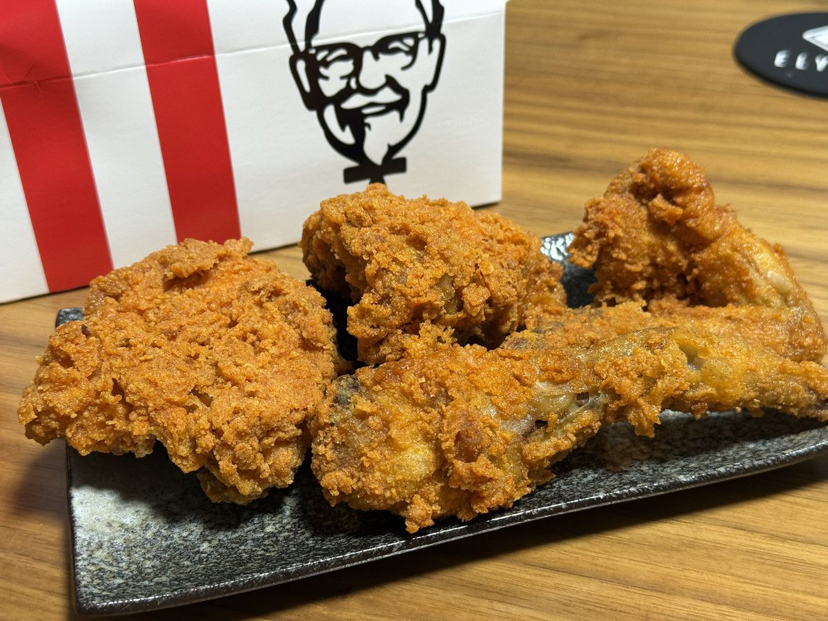 e_ekami's tweet image. レッドホットチキンレッドホットチキンレッドホットチキンレッドホットチキンレッドホットチキンレッドホットチキンレッドホットチキンレッドホットチキンレッドホットチキン🍗🔥
