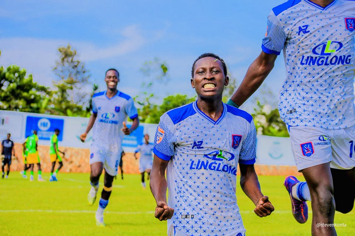 SCVillaJogoo's tweet image. Happy Birthday 🥳 @MubiruHassanMH ... The shower doesn't exceed today , right? 💯
#TheJogoos🔵
