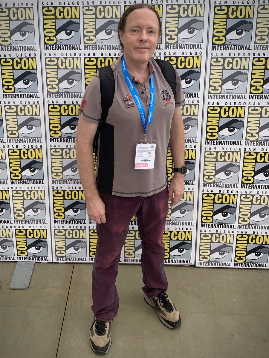 allen_hooper's tweet image. The eagle has landed.*

@Comic_Con #Tapawingo @IndicanPictures 

*Not to be confused with Eagly.