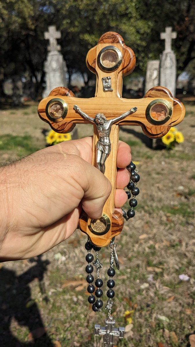 Totvs_tuus51320's tweet image. This is the key that opens the door of heaven.
Embrace the Cross.
Love the Cross.