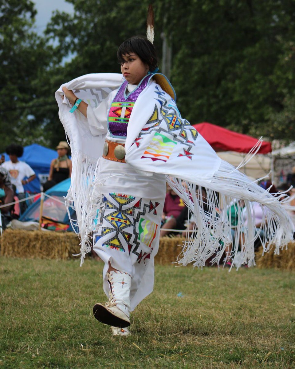 queensfarm's tweet image. It's finally Friday and the long-awaited 46th Annual Thunderbird American Indian Powwow kicks off at 7pm (gates at 6) tonight, July 25!
Get your tickets today at: buff.ly/NiVlVqt