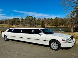 As they roll their eyes with annoyance, everyone I know will attest that every single time I see one of these, without fail, I will mutter "whoa, must be Burt Reynolds or something." 
Enjoy Happy2 everyone!
  #HappyGilmore2  #ShootersTour