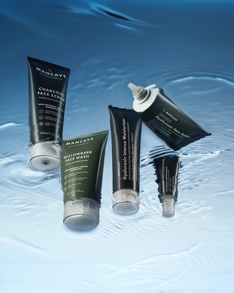 Keep your skin feeling fresh this summer. 💧

Our Hyaluronic Skincare Bundle locks in hydration, so your skin stays healthy and balanced – even in the heat.

Did we mention it’s currently 50% off? 👀