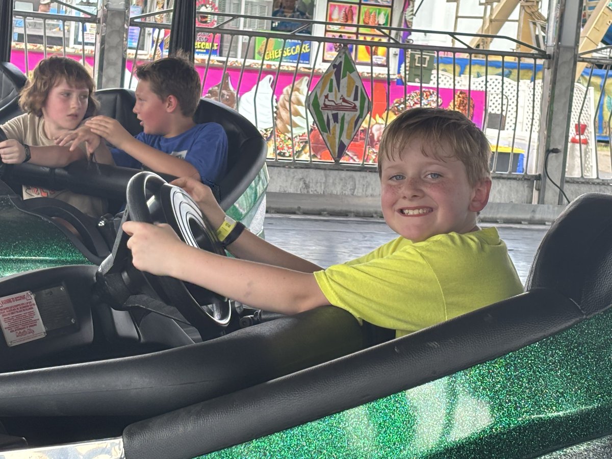 PortageLife's tweet image. Members of Portage&apos;s Boys &amp;amp; Girls Club had a blast at the @portercofair!🎡🎢 It really is the best time of the year! 

Photo credit: @BGCGreaterNWI