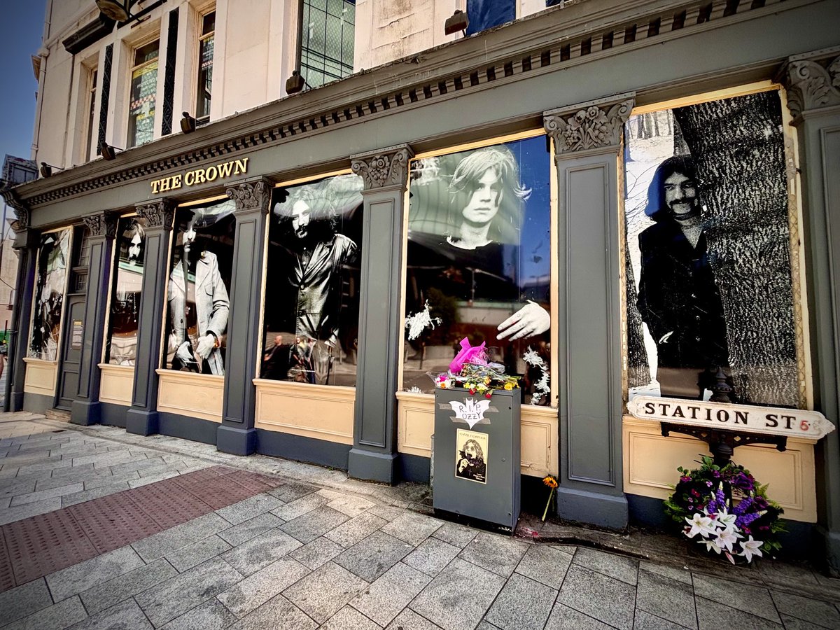 Dave Chapman (@davechapman67) on Twitter photo Imagine walking in The Crown, Birmingham 1968 and seeing <a href="/OzzyOsbourne/">Ozzy Osbourne</a> <a href="/billwarddrums/">Bill Ward</a> <a href="/tonyiommi/">Tony Iommi</a> and <a href="/geezerbutler/">Geezer Butler</a> smashing out those songs. You’d have thought you’d walked into an alternate universe . Hope the pub /building can be saved Imagine walking in The Crown, Birmingham 1968 and seeing <a href="/OzzyOsbourne/">Ozzy Osbourne</a> <a href="/billwarddrums/">Bill Ward</a> <a href="/tonyiommi/">Tony Iommi</a> and <a href="/geezerbutler/">Geezer Butler</a> smashing out those songs. You’d have thought you’d walked into an alternate universe . Hope the pub /building can be saved