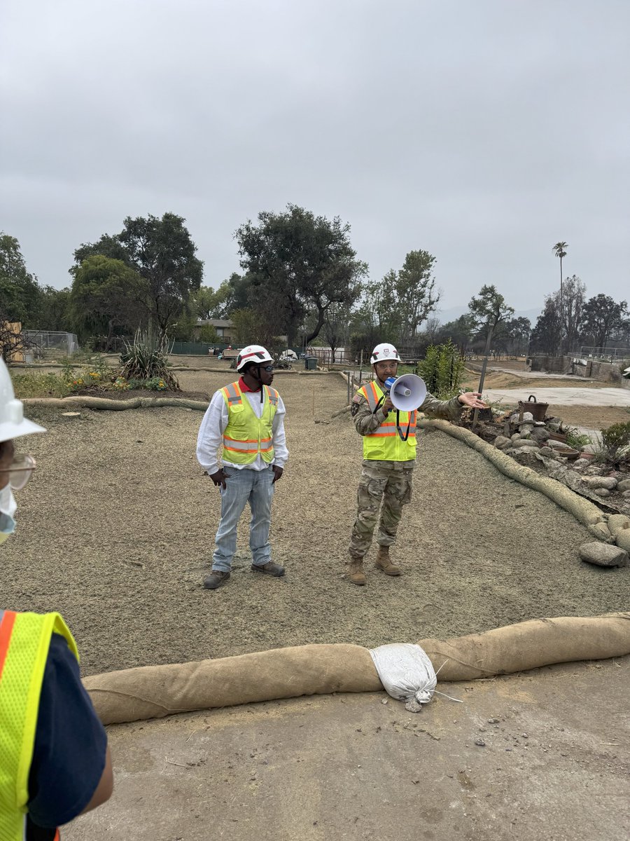 LACDevAuthority's tweet image. #FBF to last month, when LACDA staff attended an on-site training in Altadena offered by the @LADistrictUSACE to learn about the cleaning & rebuilding process of properties impacted by the Eaton Canyon Wildfire. Staff also heard from a discussion panel made of affected residents.