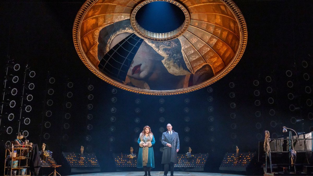 WelshNatOpera's tweet image. We’re absolutely in love with the set for Tosca, and we think you will be too.
Our upcoming production features designs from two powerhouse creatives:
Tom Scutt, known for Cabaret at the Kit Kat Club, and King Charles III and BAFTA winning costume designer Fotini Dimou!