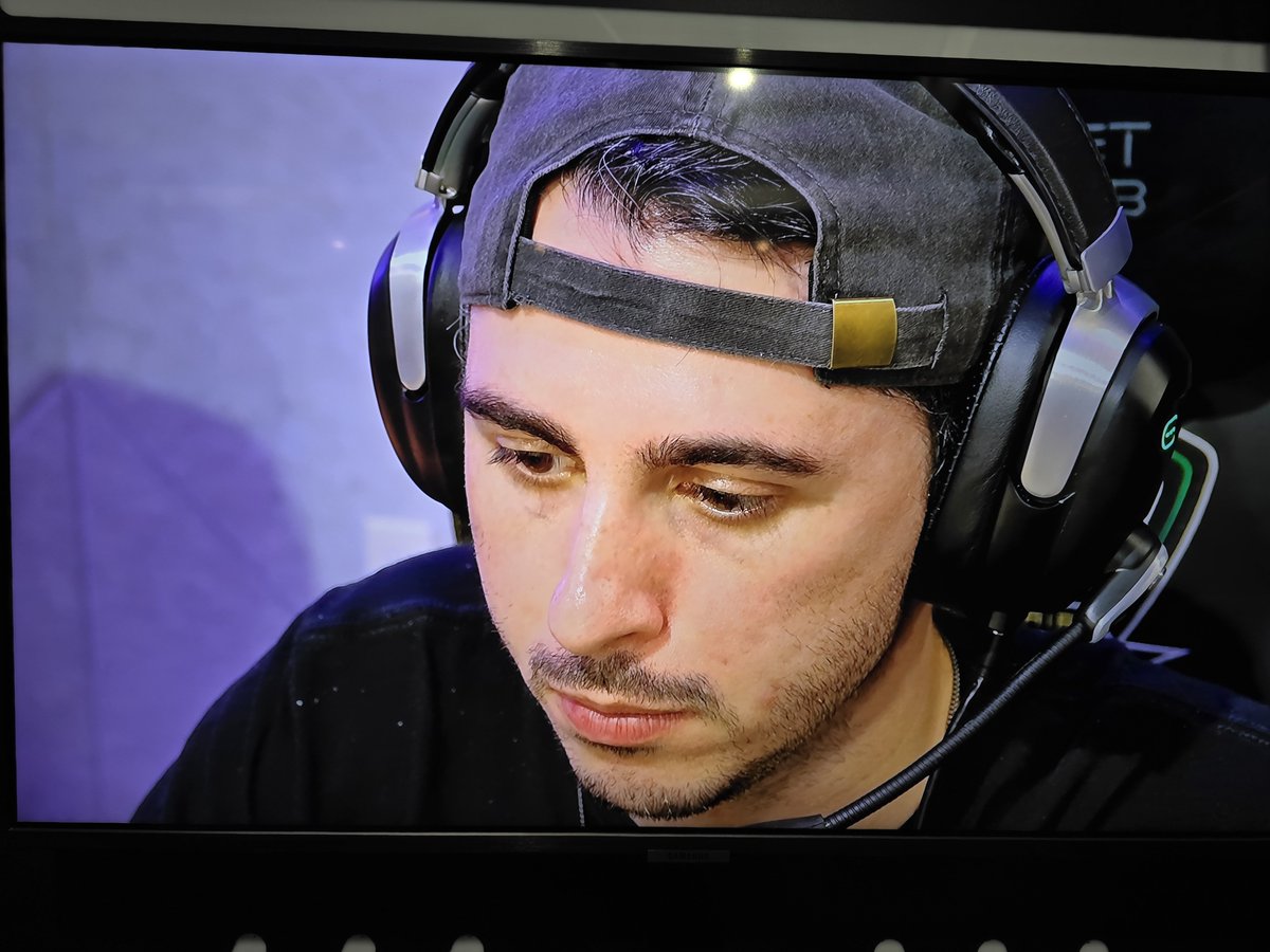 TheBonamant's tweet image. Man was so locked in!

@muenstergg