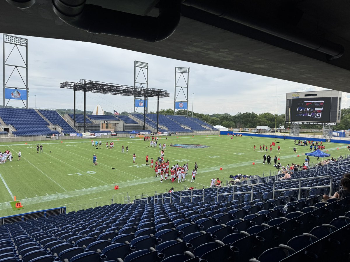 Ross__Eye's tweet image. Back in Canton for the 4th straight year as the voice of the 2025 WFA National Championships!
Today is the D3 and D2 national championships on the #AllWomensSportsNetwork and @PlutoTV
Tomorrow, the pro division national championship on ESPN2 and the All-American Game!