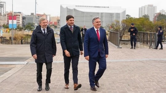 En la previa de la llegada de Milei a la Rural reclaman por las retenciones desde Córdoba.

PRO, UCR, Peronismo cordobés.