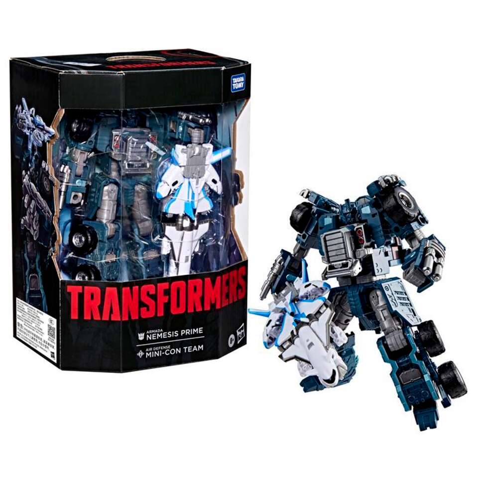 Maxmc552's tweet image. I see people complaining about the price. 1 minicon is about $10, considering there&apos;s 3 that&apos;s $30, Nemesis is technically a Voyager so he&apos;s $35. Boom, $65 full package, $10 extra for being an exclusive and having limited quantity