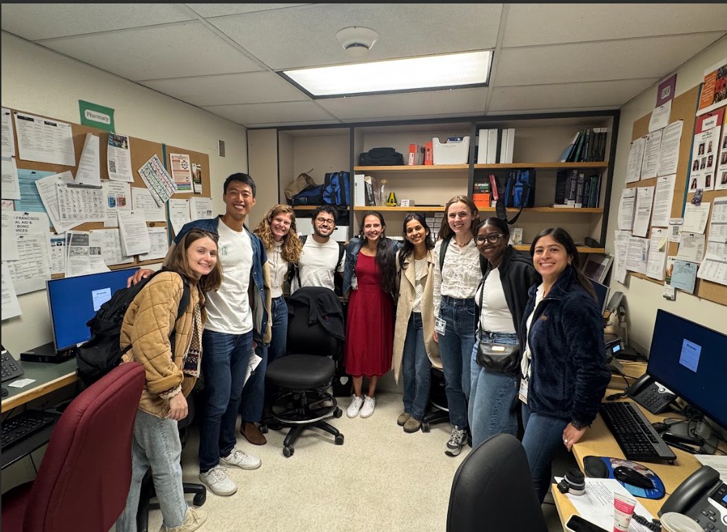 SFPC_UCSF's tweet image. First day of clinic memories for our newest interns!