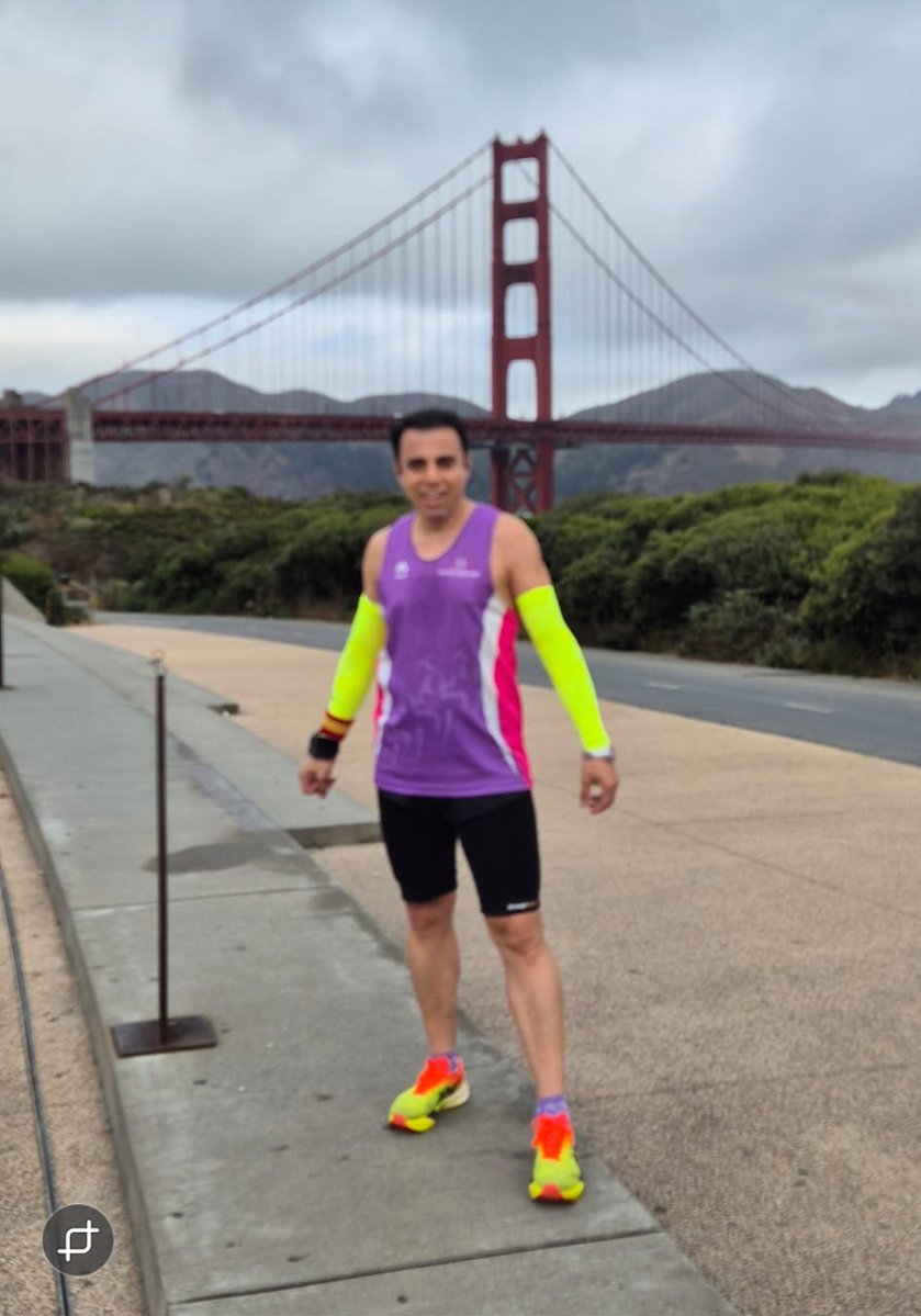 Le dijimos a nuestro compañero que debería entrenar más en cuestas y el tío se nos ha ido a correr la Maratón de San Francisco. Así es él.💜🌁