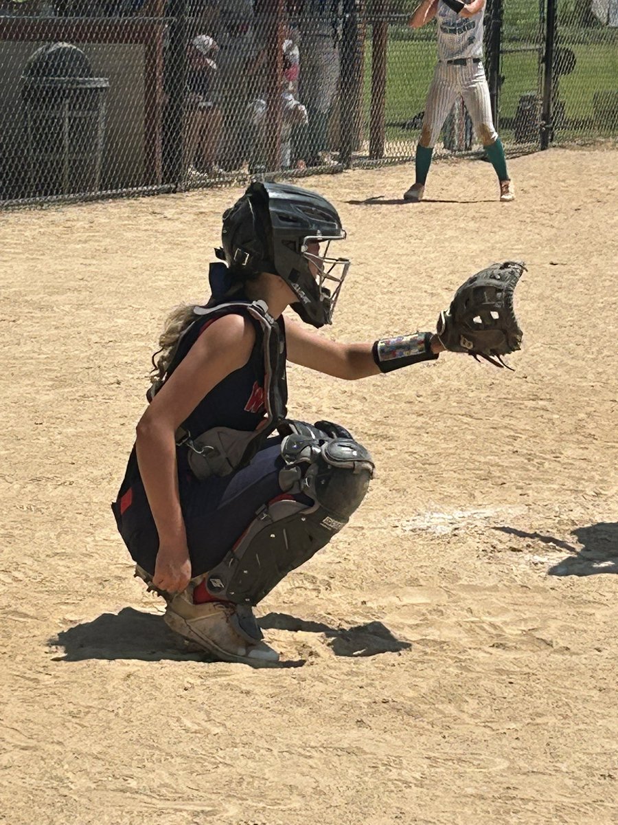 My favorite catcher doing her thing in 100 degree heat.  Thanks @liquidIV. <a href="/JJWirtz2028/">Jamie Wirtz 2028</a>