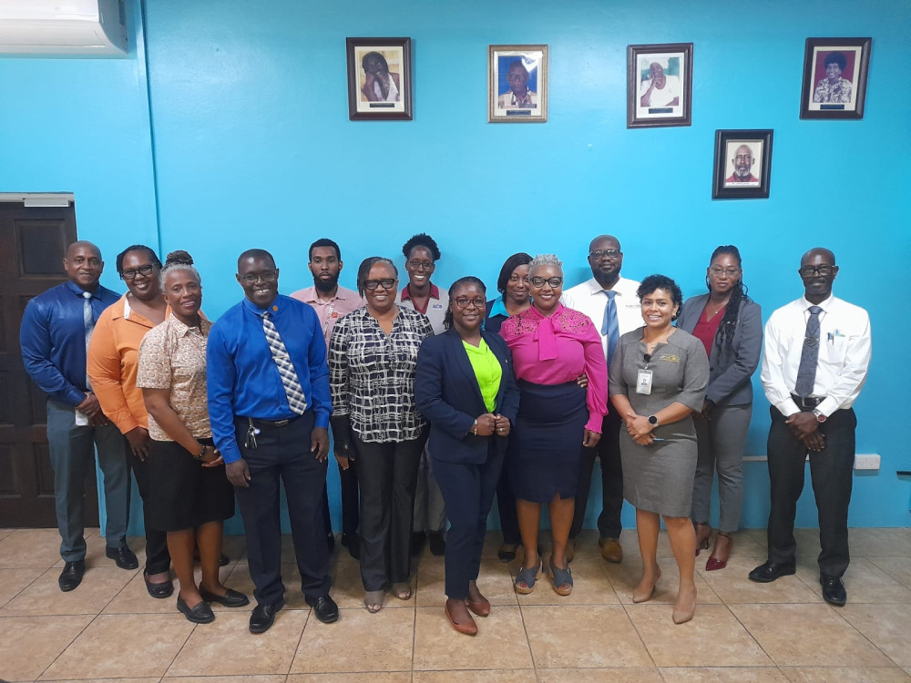 abwu268's tweet image. Workers in the Banking and Finance Section of the Antigua and Barbuda Workers’ Union recently met to discuss several matters affecting workers in the sector. READ MORE>>>abwunion.com/press-releases…