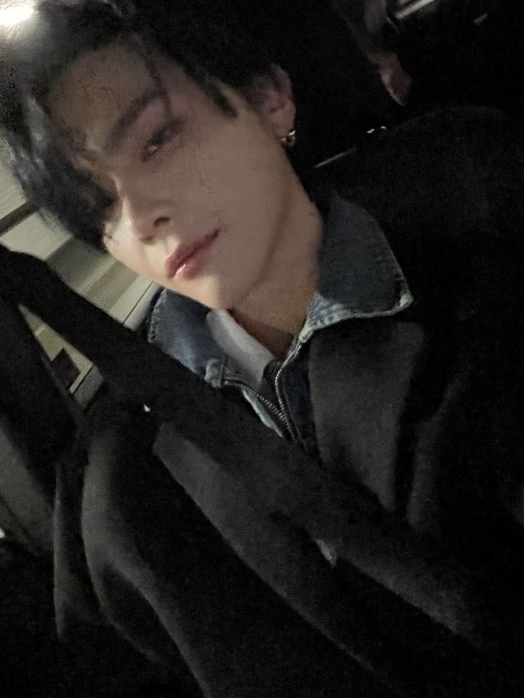 if we're both obsessed with sexy juju... who's driving the bus ?

#lunéselcaday #lsd #andTEAM_NICHOLAS <a href="/andTEAM_members/">&TEAM</a>