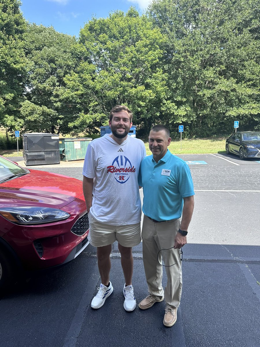 RHS Football (@rhs_fb) on Twitter photo S/O to <a href="/CoachCamStepp/">Cam Stepp</a> this morning for helping deliver meals in our community! #WarriorsUp #BeGreat <a href="/warriorRsports/">RiversideWarriorAthletics</a> <a href="/RHSTribeChat/">Riverside Warriors</a> S/O to <a href="/CoachCamStepp/">Cam Stepp</a> this morning for helping deliver meals in our community! #WarriorsUp #BeGreat <a href="/warriorRsports/">RiversideWarriorAthletics</a> <a href="/RHSTribeChat/">Riverside Warriors</a>