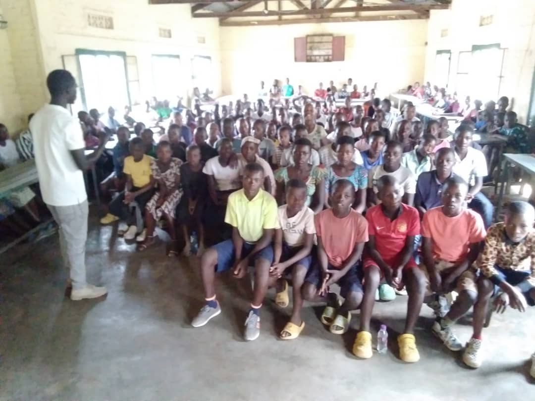 NYC Nyagatare District (@nyagatarenyc) on Twitter photo Kuri Site z'Icyitegererezo zitandukanye n'ahandi mu Karere ka <a href="/NyagatareDistr/">Nyagatare District</a> #Urubyiruko bari mu biruhuko bitabiriye ibikorwa byo gutonzwa muri gahunda ya "Urubyiruko mu biruhuko ". Abana n'Urubyiruko mu byiciro byose bitabiriye kandi bahabwa amasomo.
<a href="/RwandaYouthArts/">Ministry of Youth and Arts | Rwanda</a> Kuri Site z'Icyitegererezo zitandukanye n'ahandi mu Karere ka <a href="/NyagatareDistr/">Nyagatare District</a> #Urubyiruko bari mu biruhuko bitabiriye ibikorwa byo gutonzwa muri gahunda ya "Urubyiruko mu biruhuko ". Abana n'Urubyiruko mu byiciro byose bitabiriye kandi bahabwa amasomo.
<a href="/RwandaYouthArts/">Ministry of Youth and Arts | Rwanda</a>