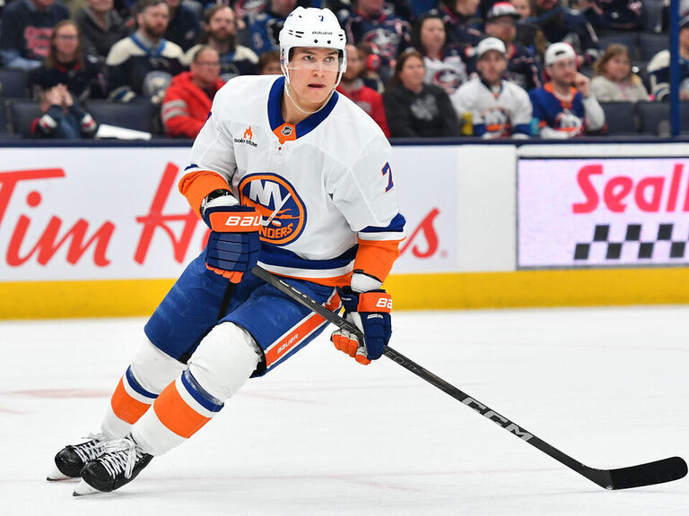 theScoreNHL's tweet image. Report: Islanders, Tsyplakov avoid arbitration with 2-year, $4.5M deal thesco.re/3UsBQzQ