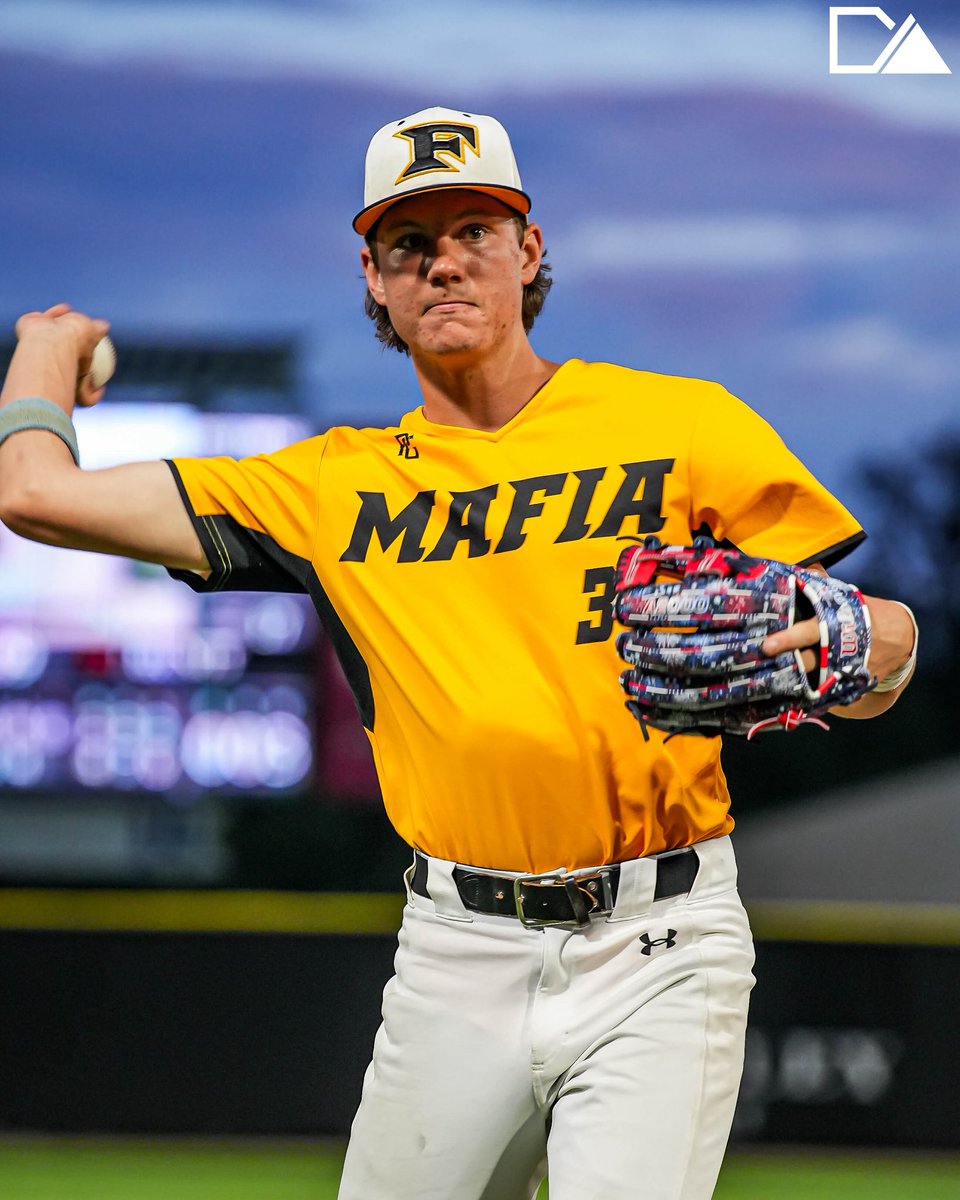 5starnationalva's tweet image. The Kid. Dudes been here since he was 7 years old. @GWBaseball1 commit is gettin' a good one. Thanks for everything A! @AidanMckeating #mafiaboy #rollmaf #MAFvsEverybody #option1 #legacy @5starnational @5StarNationalMA @PrepBaseballVA @PrepBaseVAS @757_Baseball1 @ksallday19