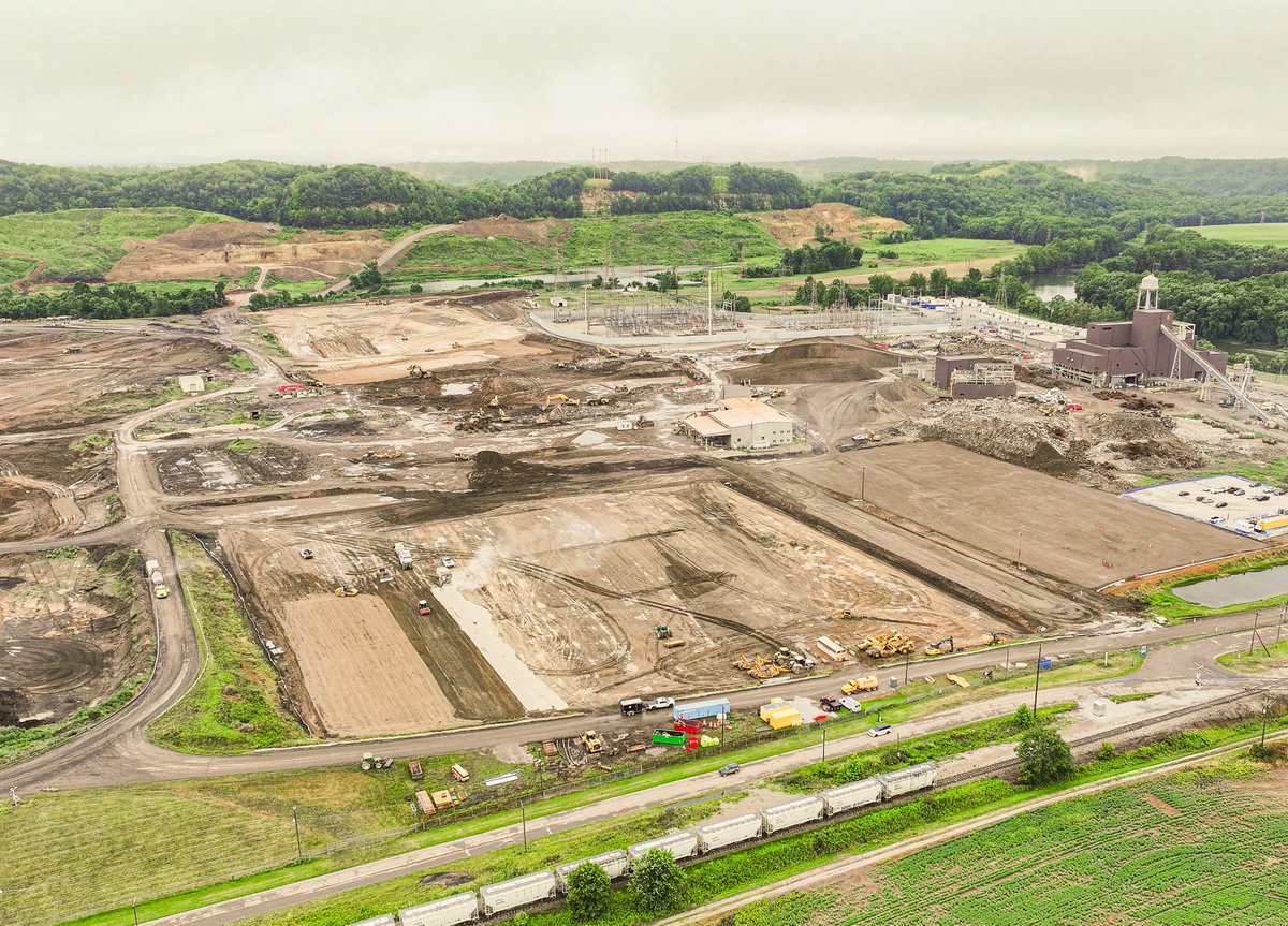group_frontier's tweet photo. We’re excited to welcome @aligneddc to Conesville Industrial Park for their mega-scale AI campus! This pad-ready site sets the stage for major tech investment. Congrats to the Aligned team!

Learn more: https://t.co/gfpoBbzzXM https://t.co/whY3Pc1epE
