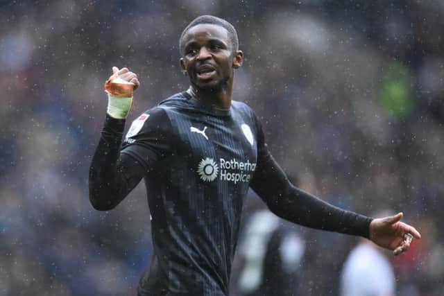 Wearethehatters's tweet image. Luton boss Matt Bloomfield has explained why the Hatters went through with the signing of Hakeem Odoffin after the defensive midfielder was ruled out for what could be a few months as he undergoes surgery to repair a non-musculoskeletal issue.
👉 is.gd/uTRJ2p