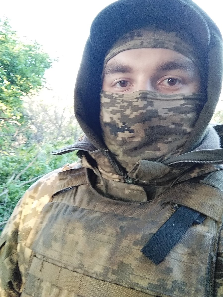 Nick або Микита tweet media