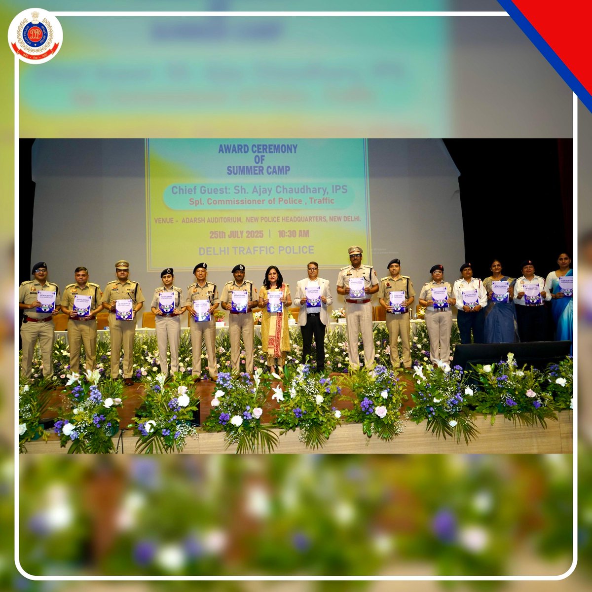 DelhiPolice's tweet image. 🚔Today, @dtptraffic organised an award ceremony of the Road Safety Awareness Summer Camp - 2025, at Adarsh Auditorium, Delhi Police Headquarters, New Delhi.
Sh. Ajay Chaudhary, Spl. Commissioner of Police/Traffic graced the occasion as chief guest in the presence of Addl.…