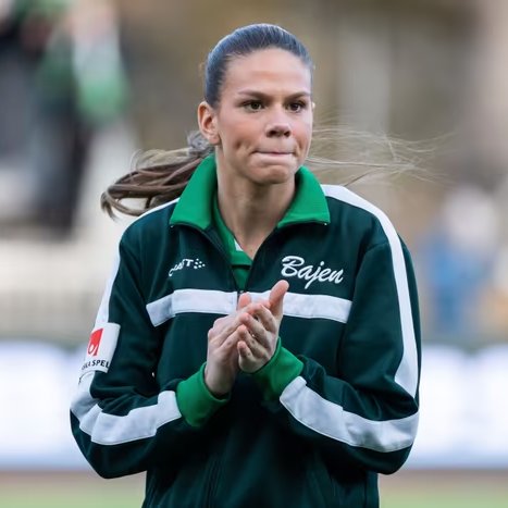 madridfemxtra's tweet image. 🚨💣 El Real Madrid está muy interesado en Bella Andersson, central zurda de 19 años del Hammarby.
Ya se ha establecido contacto para un posible traspaso y se espera que pueda concretarse en breve sí las negociaciones avanzan positivamente.
Hay buenas sensaciones de que se…