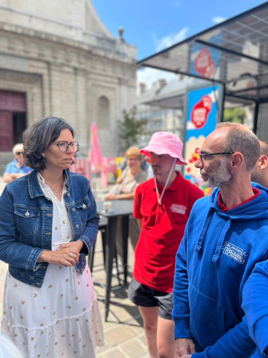 🤝 Des échanges constructifs aujourd’hui à Grenoble avec les élus présents.
Merci à M. le sénateur <a href="/GuillaumGontard/">Guillaume Gontard</a> , Mme la députée <a href="/GalliardM/">Camille Galliard-Minier</a> et aux adjointes à la ville pour leur soutien dans notre démarche d’information et de sensibilisation sur la fin de vie.