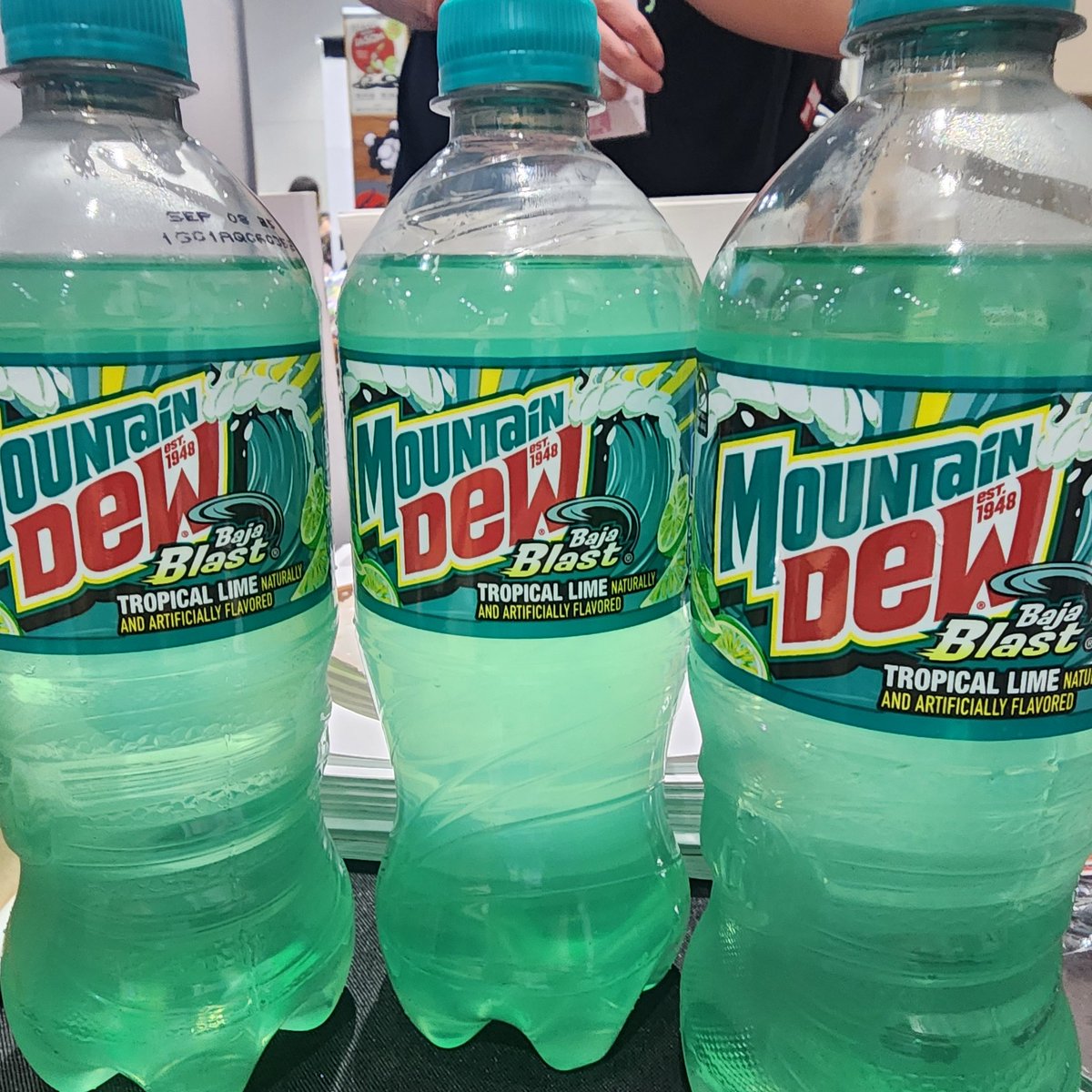 itadaki_yasu's tweet image. SDCC day 2! I got my Baja blast ready! LESGOOO
Come by table EE-15!