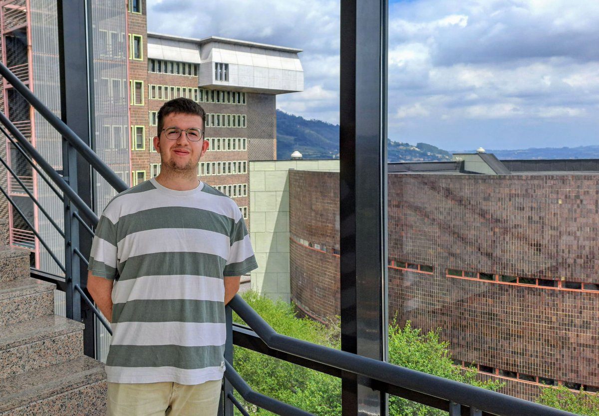 AUSISgroup's tweet photo. 🥼 We continue to stay busy in July!

This month @pjimenez_87, another student from the Bachelor's Degree in Biotechnology, has also joined our group. He is becoming familiar with our projects in preparation for working on his dissertation in the upcoming academic year.

Welcome! https://t.co/2bRfjfhfVo