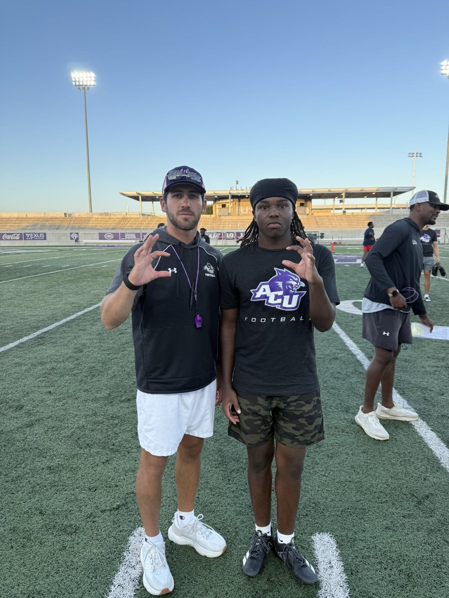 kell_702's tweet image. Balled out yesterday at @ACUFootball camp. Grateful for the opportunity, coaching & mentoring from @TheCoachMorris & @jplunky5 ‼️Ready to keep building.
#CDT | #GoWildcats | #trusttheprocess
@coachp_ACU @LottZeke @JaydaLowe15 @GodsWarrior615 @JalatiaP
@CoachJRWilliams…