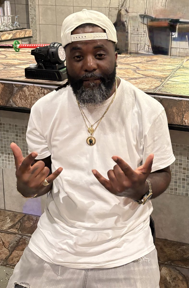 Me high as waiting on a 3 round from Rollo.
