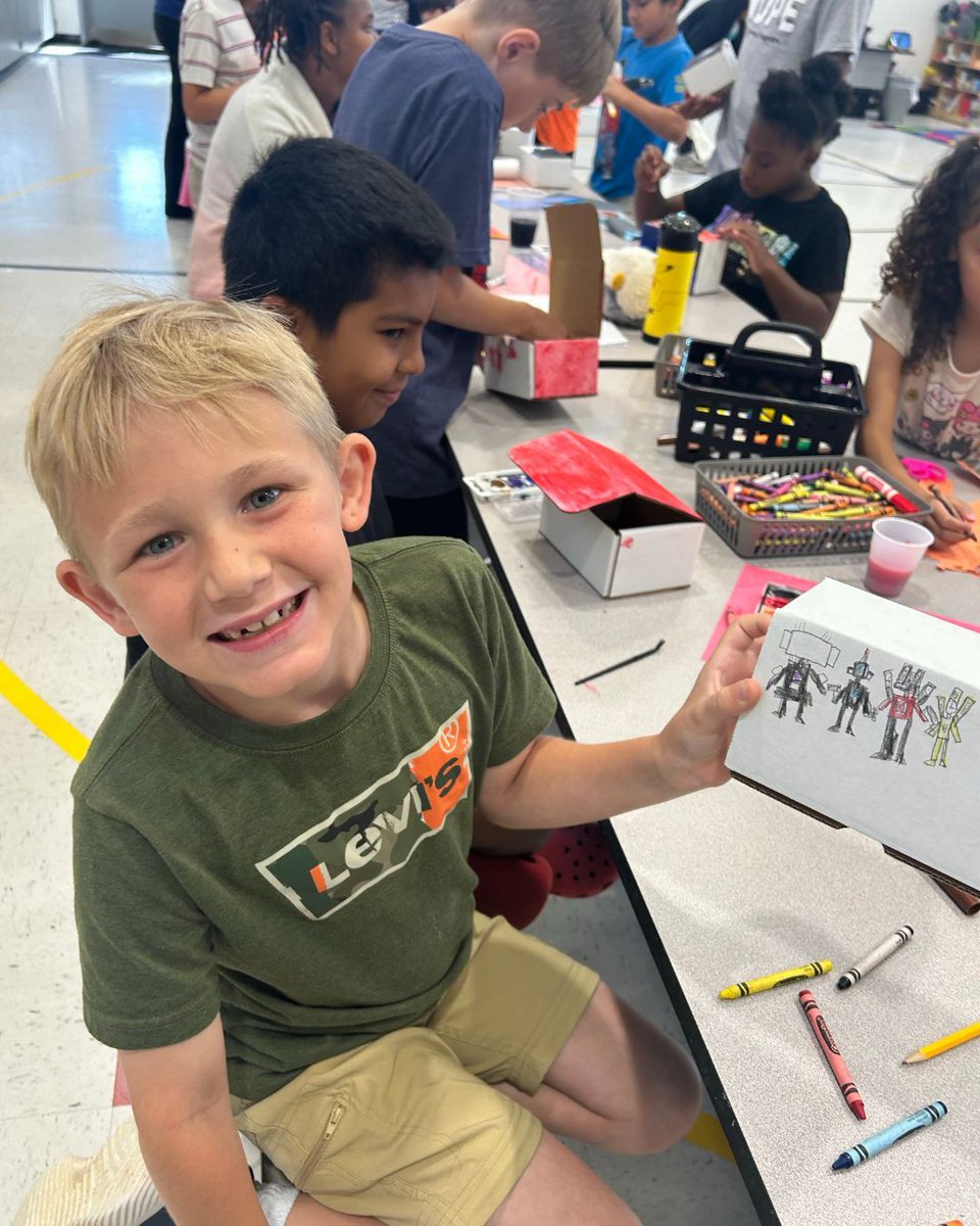 What does learning look like outside the classroom? For our Trailblazers: it’s animal masks, creating habitats, earning certificates, and Kona Ice!
