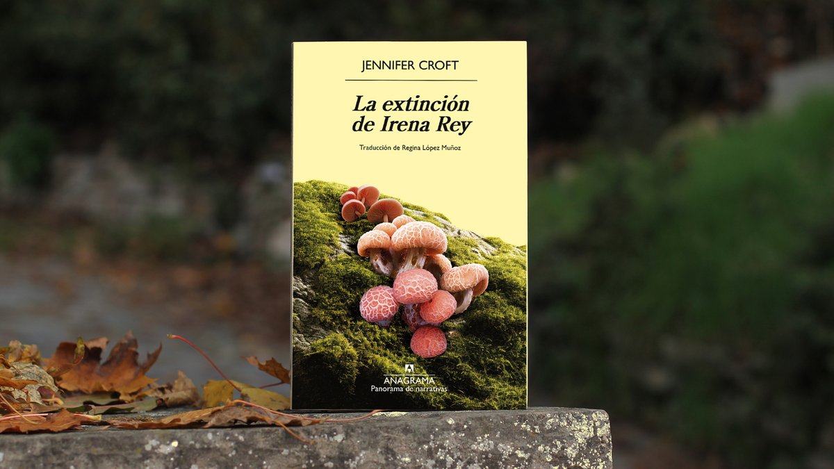 AnagramaEditor's tweet image. "Lo que hace Jennifer Croft con su novela es sacar a las traductoras de las tramoyas y plantarnos en el proscenio. Y lo hace con una maestría admirable."
Laura Fernández habla con Regina López Muñoz, traductora al español de 'La extinción de Irena Rey': ow.ly/Znth50WuvIW