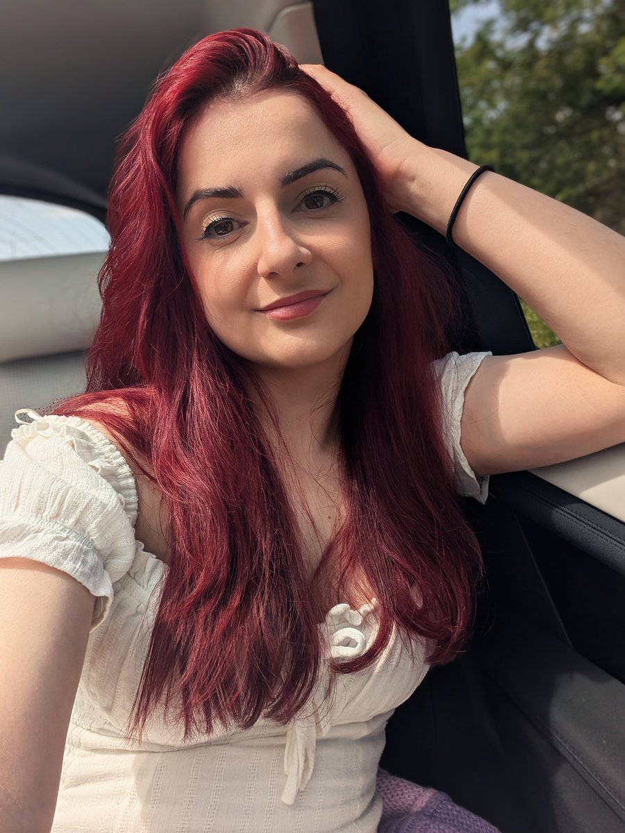No stream today as I'm flying out to Austin ✈️

Saturday: <a href="/OldSchoolRS/">Old School RuneScape</a> Event 👀

Sunday: Visiting <a href="/AlveusSanctuary/">Alveus Sanctuary</a> <a href="/mayahiga/">Maya</a> 🐐

Gonna be a great weekend 🥹💜