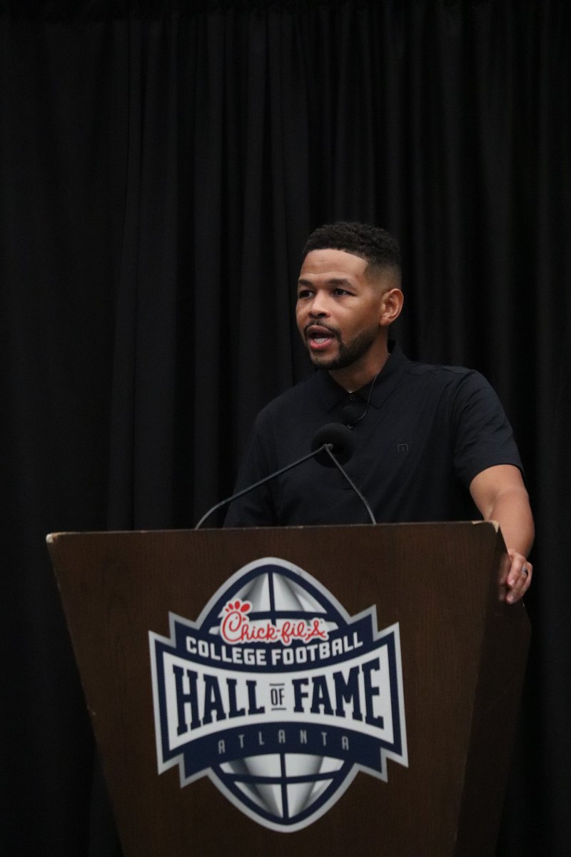 inkyjohnson's tweet photo. It was a true honor to speak at the Fulton County Schools Football Media Day. https://t.co/gAnYFhS9sT