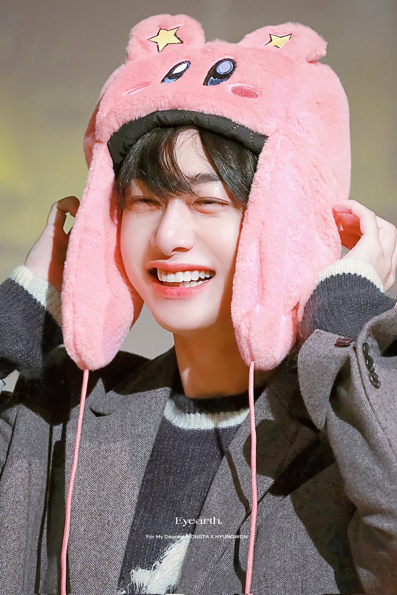 noteasychaechae's tweet image. 아무나 당근 이모티콘 몇초만이라도 스토리에 올려줘.. 그럼 아? 오케! 비정규직이 어케 막 말해~ 위에서 까라면 까야지~ 이제 우주선 디이이이져따 하면서 바로 타겟 정조준 될거야... 이유를 알 수 없으니 일단 다 잡아서 욕할 수 밖에 없는 듯 해서 슬프네... 형원이나 봐야겠다...