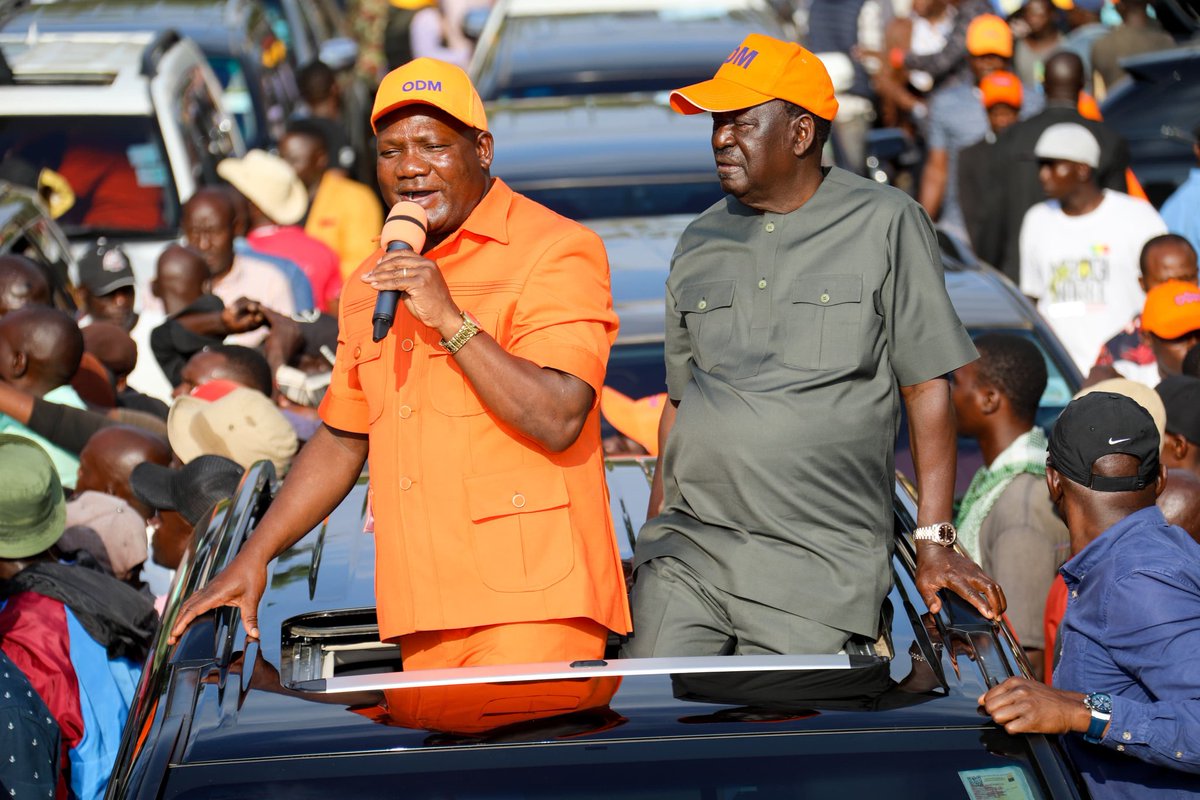BarasaFernandes's tweet image. Our constructive criticism of government should not be mistaken for division. We are fully part of the broad-based government and are already seeing its impact through key projects in Kakamega. As Baba leads, we follow.
Joined Rt. Hon. @RailaOdinga in engaging the people of…