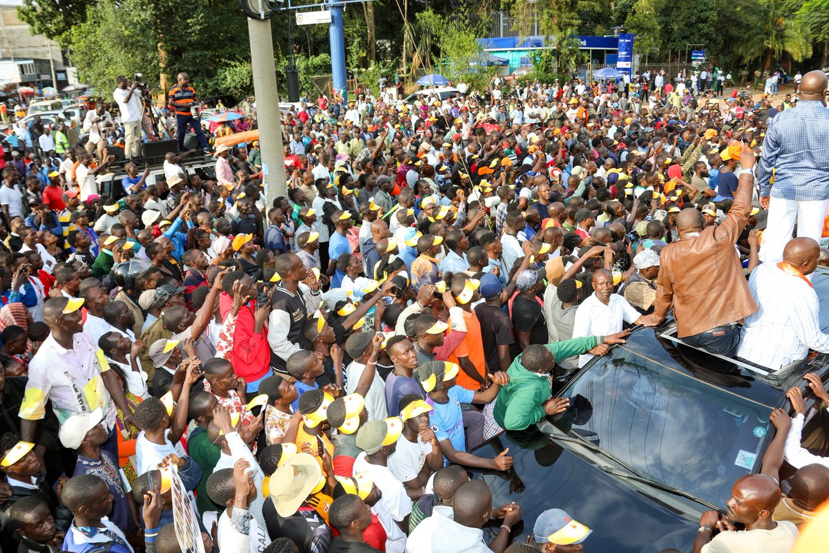 BarasaFernandes's tweet image. Our constructive criticism of government should not be mistaken for division. We are fully part of the broad-based government and are already seeing its impact through key projects in Kakamega. As Baba leads, we follow.
Joined Rt. Hon. @RailaOdinga in engaging the people of…