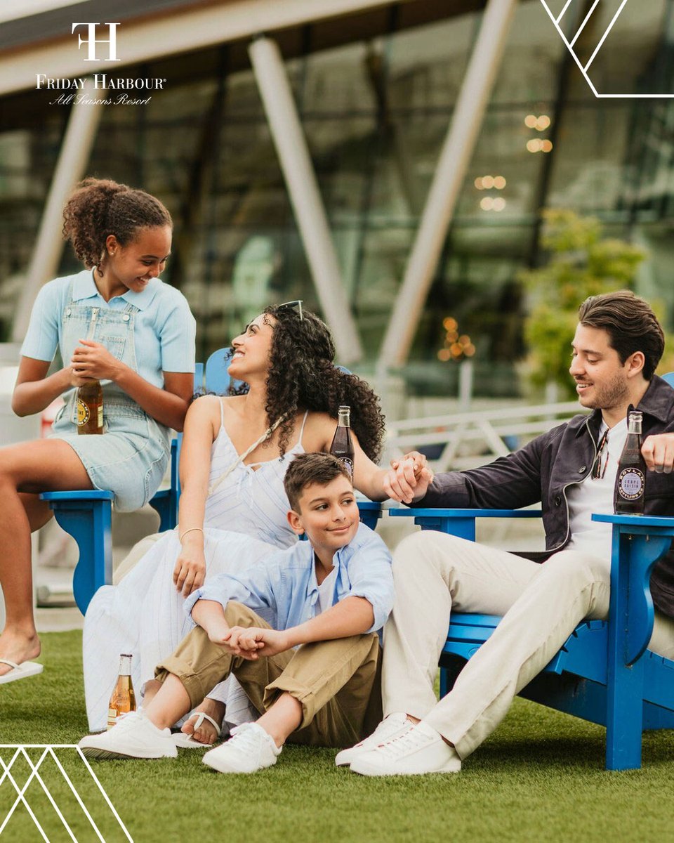 At Friday Harbour, every day feels like a getaway. This one-of-a-kind resort community on Lake Simcoe is designed for four-season living, where world-class amenities meet vibrant lifestyle programming all summer long.