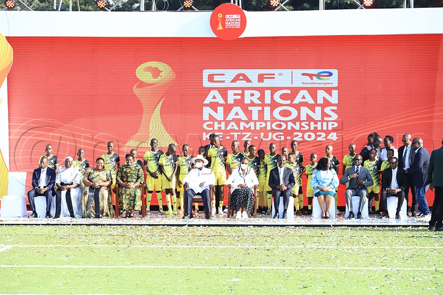 newvisionsport's tweet image. PICTORIAL: President Museveni hails Uganda’s successful bid to co-host #CHAN2024 & #AFCON2027, citing it as “positive pressure” driving stadium investment 🇺🇬🏟️
MORE: tinyurl.com/ysfyda22 | #UgandaFootball #CAF